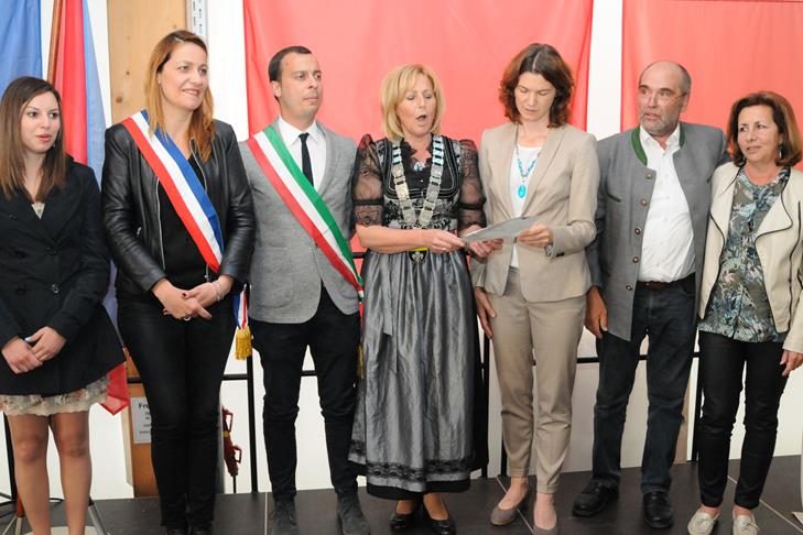 08_lje - Pentling 10 Jahre Städtepartnerschaft Civrieux d´Azergues 2015 Festakt Bild 16 (2)